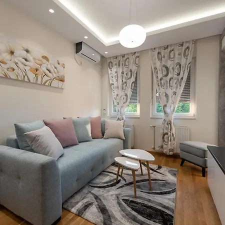 Danijela Lägenhet Novi Sad