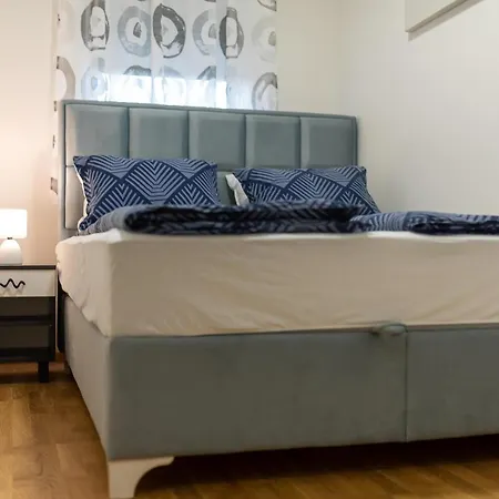 Danijela Lägenhet *